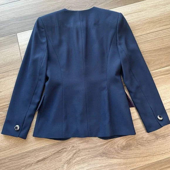 Vintage Navy Blue Matching Suit Set: Pencil Skirt & Blazer Jacket - Picture 3 of 13